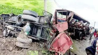 মানিকগঞ্জে বাস-ট্রাক সংঘর্ষে তিন নারী শ্রমিক নিহত